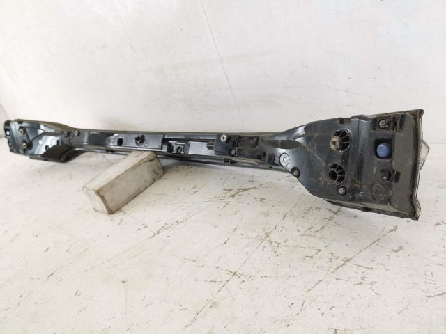 bontott PORSCHE MACAN Hátsó Lámpa Középső