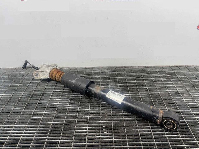 bontott PORSCHE MACAN Hátsó Lengéscsillapító (Pozíciófüggetlen)