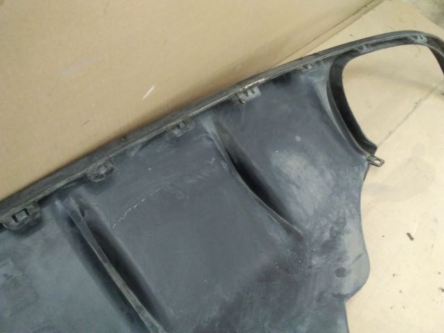 bontott PORSCHE MACAN Hátsó Lökhárító Alsó (Műanyag)