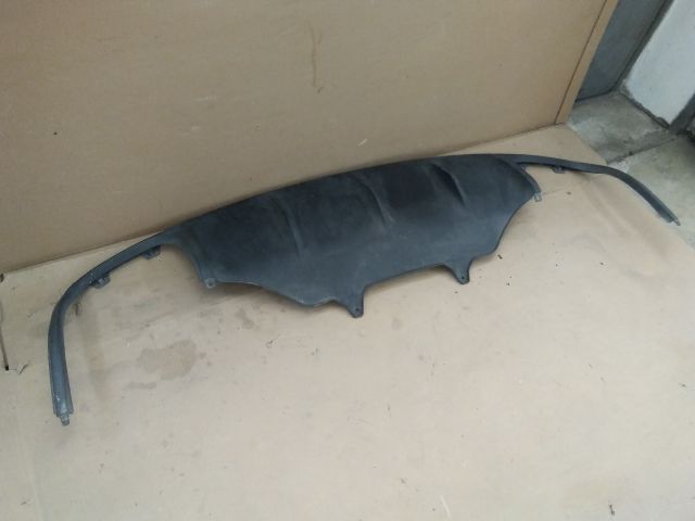 bontott PORSCHE MACAN Hátsó Lökhárító Alsó (Műanyag)