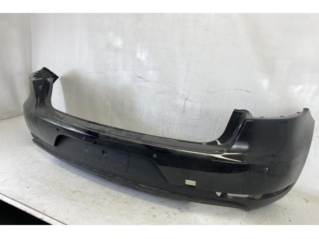 bontott PORSCHE MACAN Hátsó Lökhárító (Részeivel)