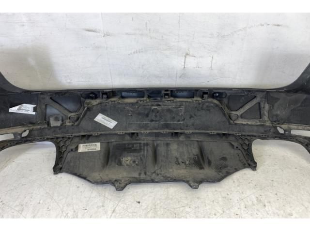 bontott PORSCHE MACAN Hátsó Lökhárító (Részeivel)