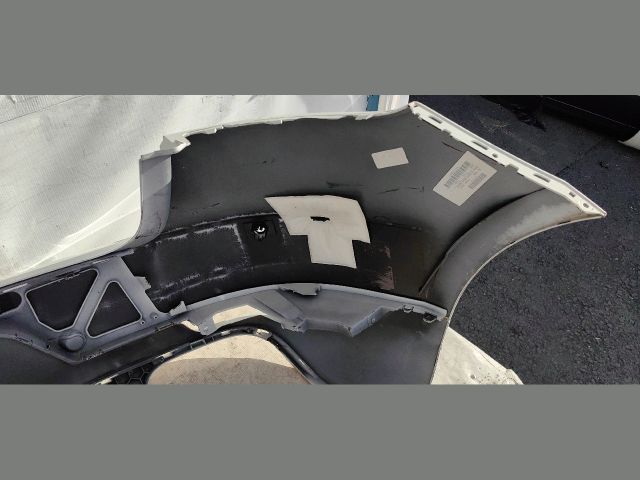 bontott PORSCHE MACAN Hátsó Lökhárító (Üresen)