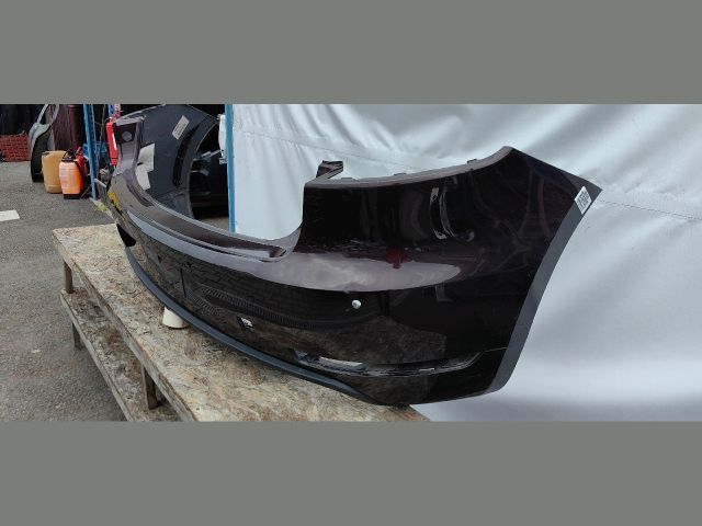 bontott PORSCHE MACAN Hátsó Lökhárító (Üresen)