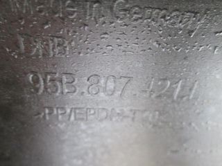 bontott PORSCHE MACAN Hátsó Lökhárító (Üresen)