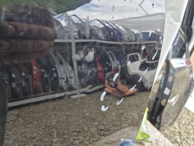 bontott PORSCHE MACAN Jobb első Ajtó (Üres lemez)