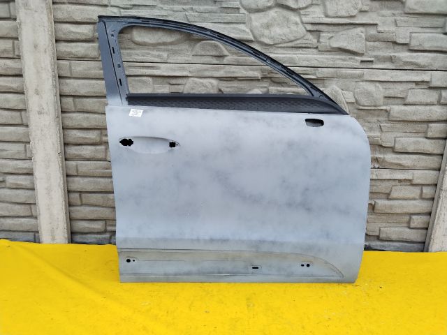 bontott PORSCHE MACAN Jobb első Ajtó (Üres lemez)