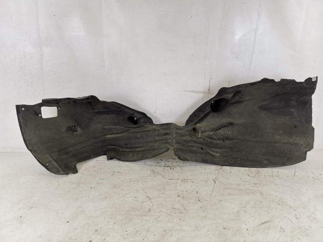 bontott PORSCHE MACAN Jobb első Dobbetét (Kerékjárati, Műanyag)