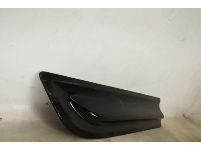 bontott PORSCHE MACAN Jobb hátsó Ajtó Díszléc