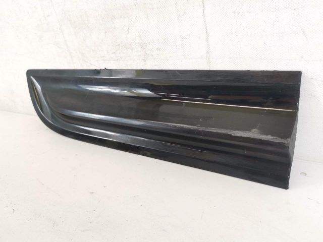 bontott PORSCHE MACAN Jobb hátsó Ajtó Díszléc