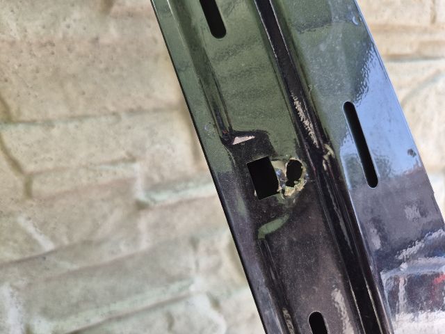 bontott PORSCHE MACAN Jobb hátsó Ajtó (Üres lemez)