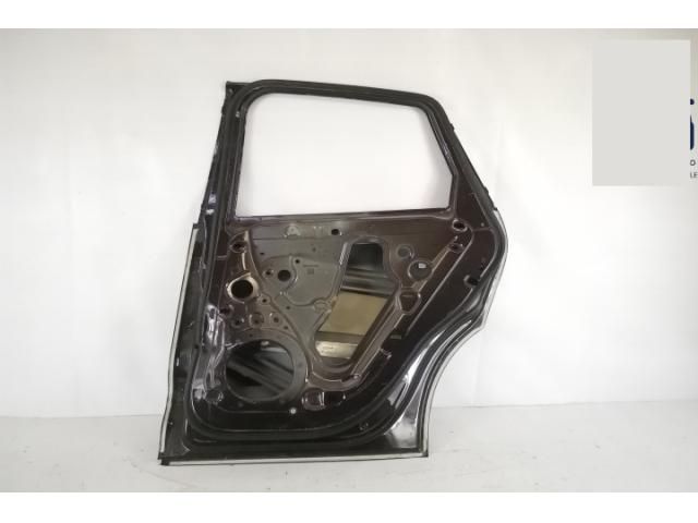 bontott PORSCHE MACAN Jobb hátsó Ajtó (Üres lemez)