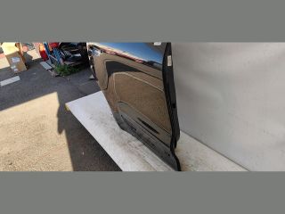 bontott PORSCHE MACAN Jobb hátsó Ajtó (Üres lemez)