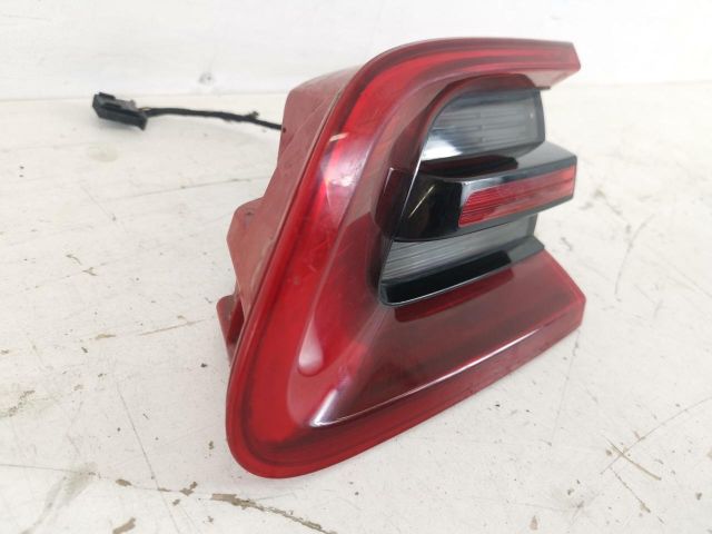 bontott PORSCHE MACAN Jobb Hátsó Lámpa