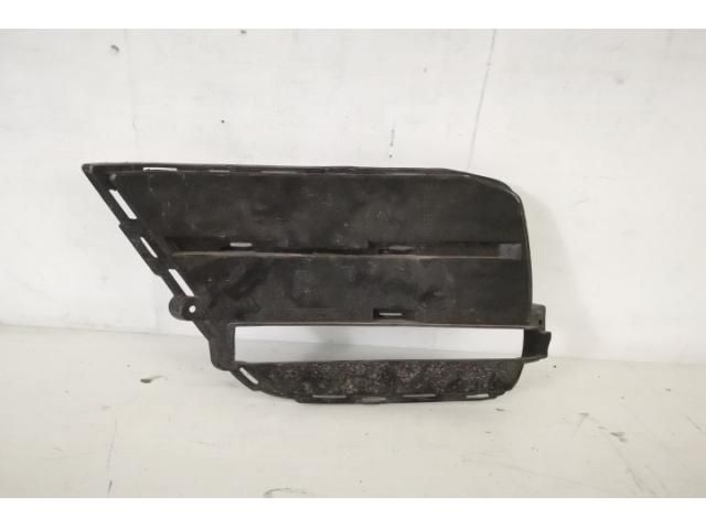 bontott PORSCHE MACAN Jobb Ködlámpa Rács