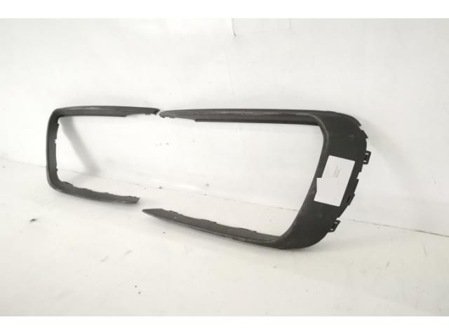 bontott PORSCHE MACAN Jobb Ködlámpa Rács