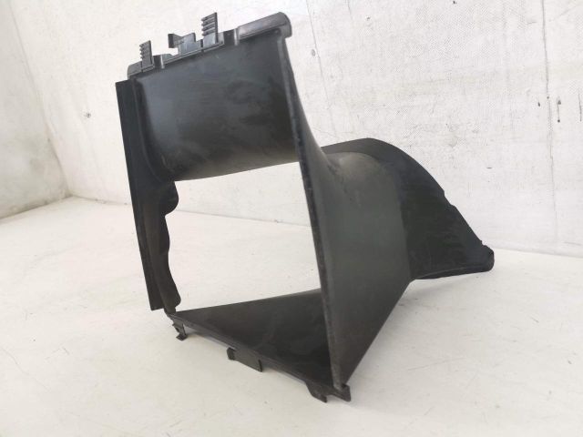 bontott PORSCHE MACAN Légterelő