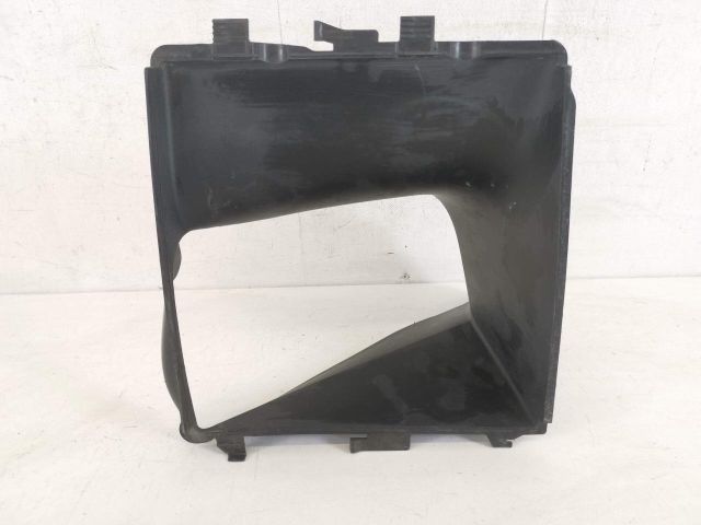 bontott PORSCHE MACAN Légterelő