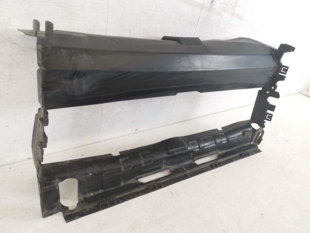 bontott PORSCHE MACAN Légterelő