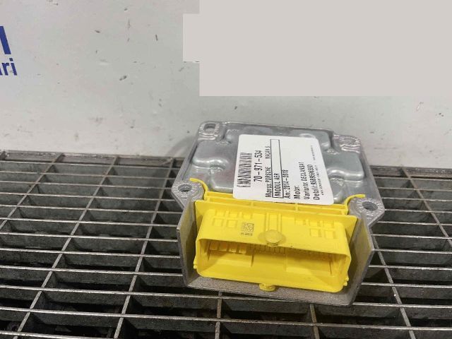 bontott PORSCHE MACAN Légzsák Elektronika