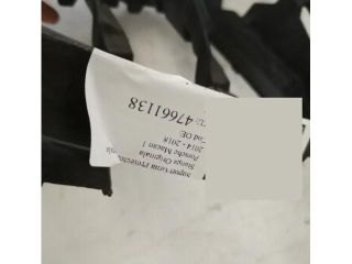 bontott PORSCHE MACAN Levélrács Tartó