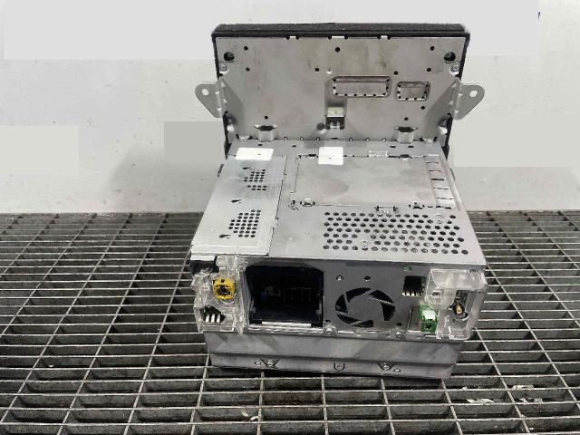 bontott PORSCHE MACAN Rádió / CD