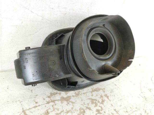 bontott PORSCHE MACAN Tankajtó