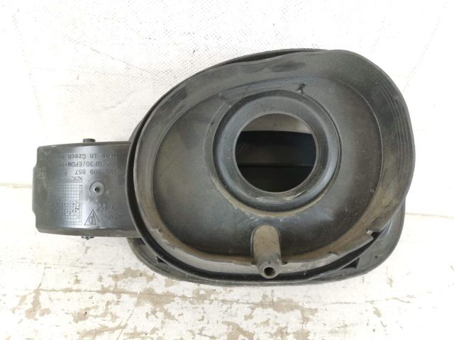 bontott PORSCHE MACAN Tankajtó