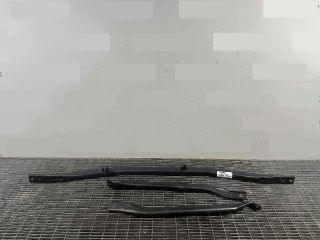 bontott PORSCHE MACAN Toronymerevítő