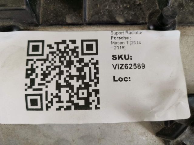 bontott PORSCHE MACAN Vízhűtő Radiátor Tartó