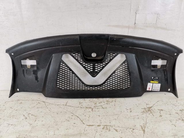 bontott PORSCHE MACAN Vízhűtő Radiátor Tartó