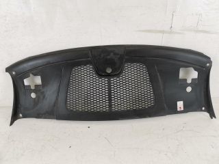 bontott PORSCHE MACAN Vízhűtő Radiátor Tartó