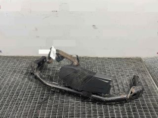 bontott PORSCHE MACAN Vonóhorog