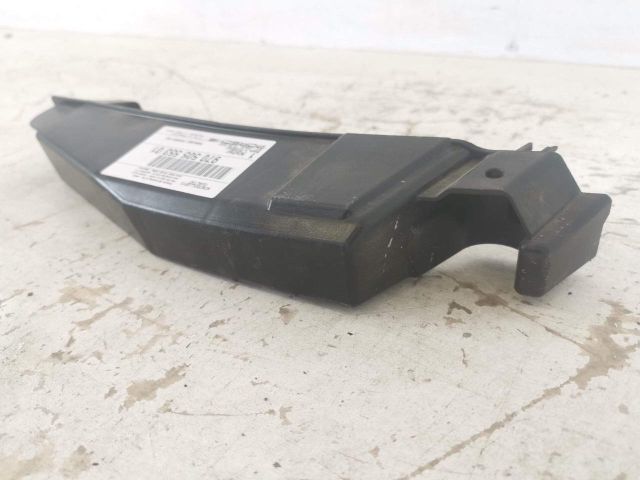 bontott PORSCHE PANAMERA Bal első Lökhárító Tartó (Műanyag)