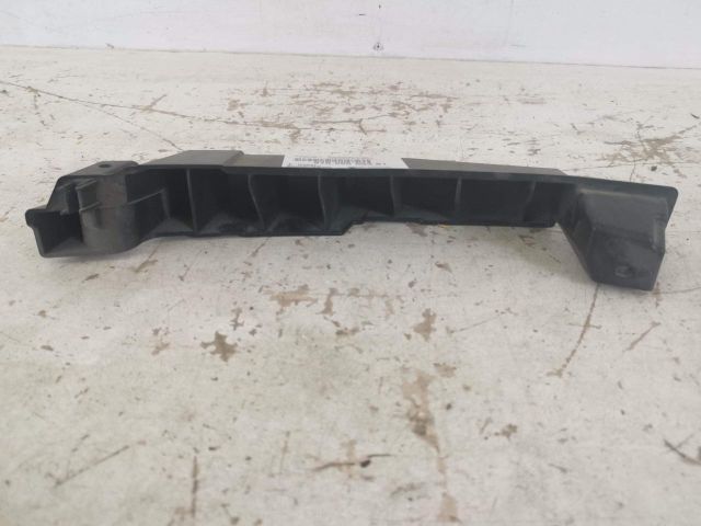 bontott PORSCHE PANAMERA Bal első Lökhárító Tartó (Műanyag)