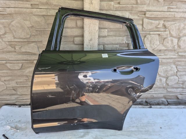 bontott PORSCHE PANAMERA Bal hátsó Ajtó (Üres lemez)