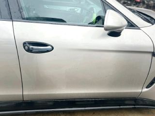 bontott PORSCHE PANAMERA Bal hátsó Ajtó (Üres lemez)