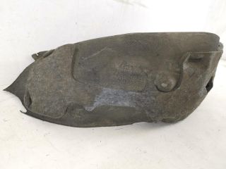 bontott PORSCHE PANAMERA Bal hátsó Dobbetét (Kerékjárati, Műanyag)