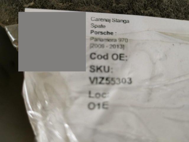 bontott PORSCHE PANAMERA Bal hátsó Dobbetét (Kerékjárati, Műanyag)