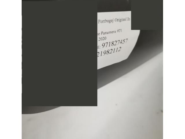 bontott PORSCHE PANAMERA Csomagtérajtó (Üres lemez)