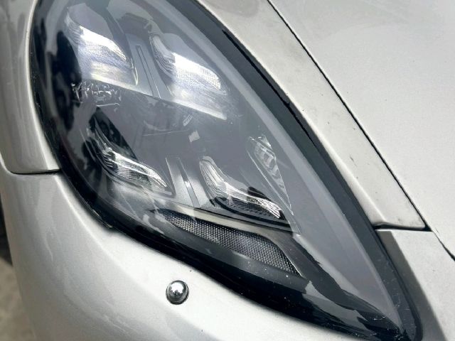 bontott PORSCHE PANAMERA Fényszóró Pár