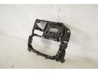 bontott PORSCHE PANAMERA Jobb első Lökhárító Tartó (Műanyag)