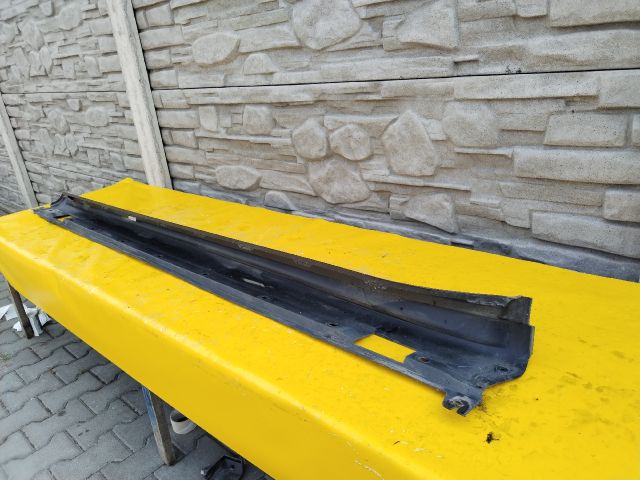 bontott PORSCHE PANAMERA Jobb Küszöb