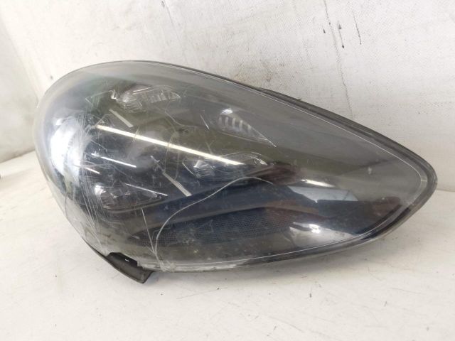 bontott PORSCHE PANAMERA Jobb Ledes Fényszóró