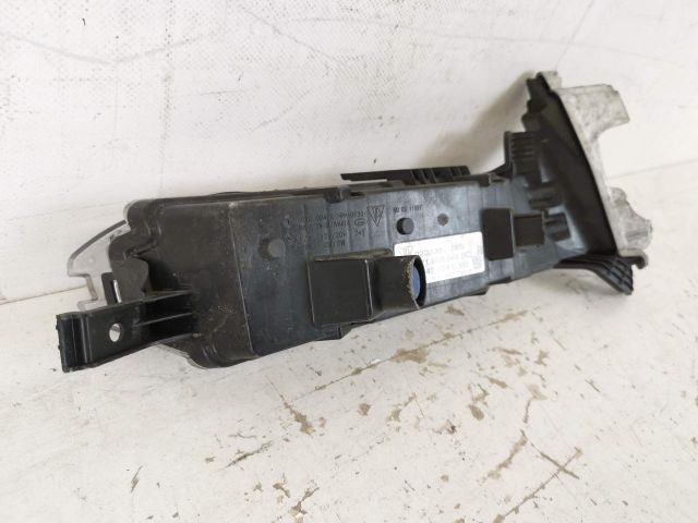 bontott PORSCHE PANAMERA Jobb Nappali Menetfény