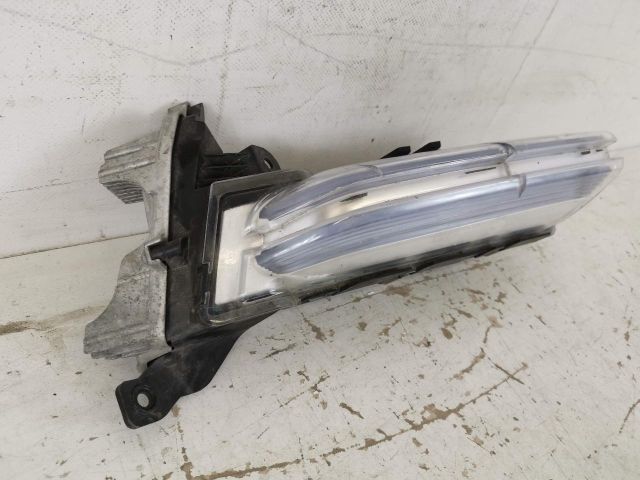 bontott PORSCHE PANAMERA Jobb Nappali Menetfény