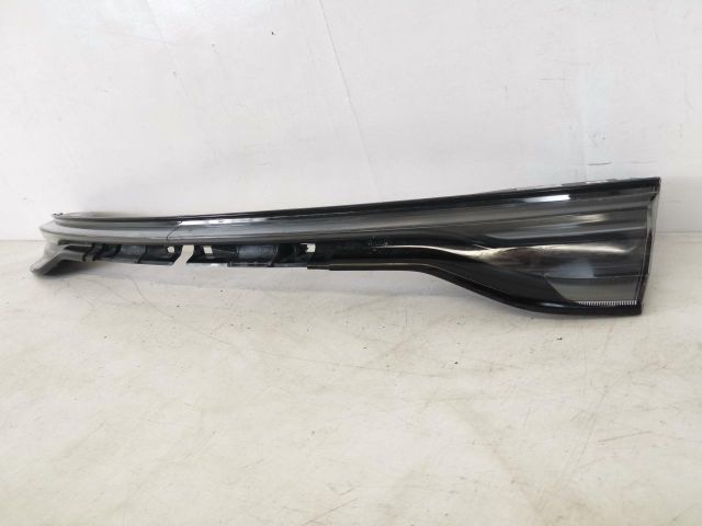 bontott PORSCHE PANAMERA Ködzárófény