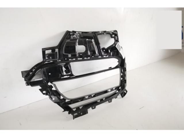 bontott PORSCHE PANAMERA Levélrács Tartó