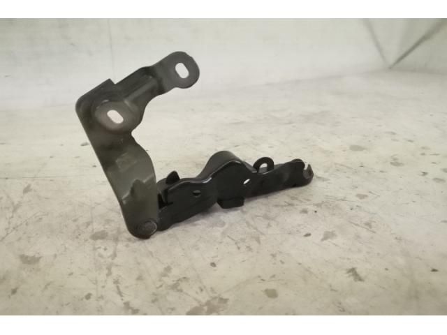 bontott PORSCHE PANAMERA Motorháztető Zsanér Pár