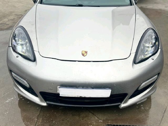 bontott PORSCHE PANAMERA Motorháztető